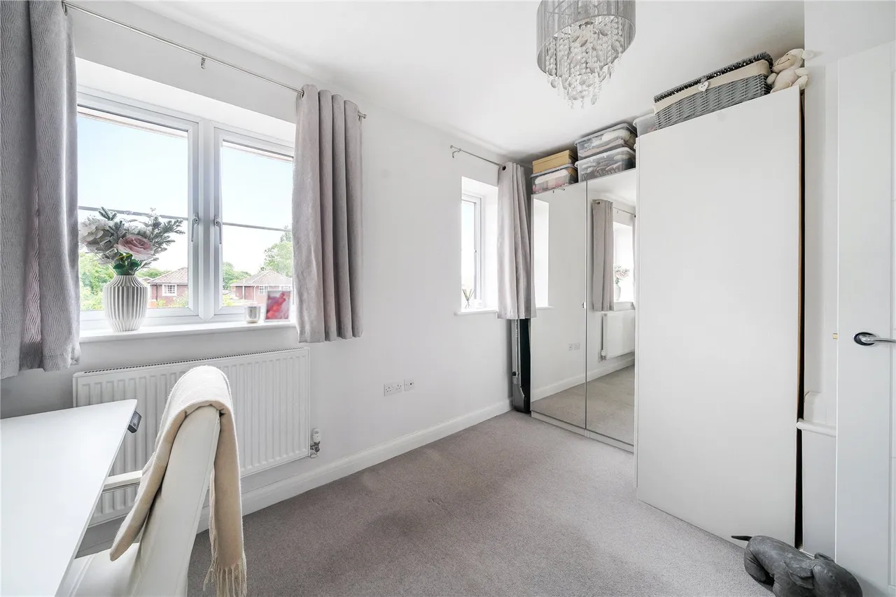 Elizabeth Bree Close, Ash, Guildford, Surrey, GU12 6FR, photo 9