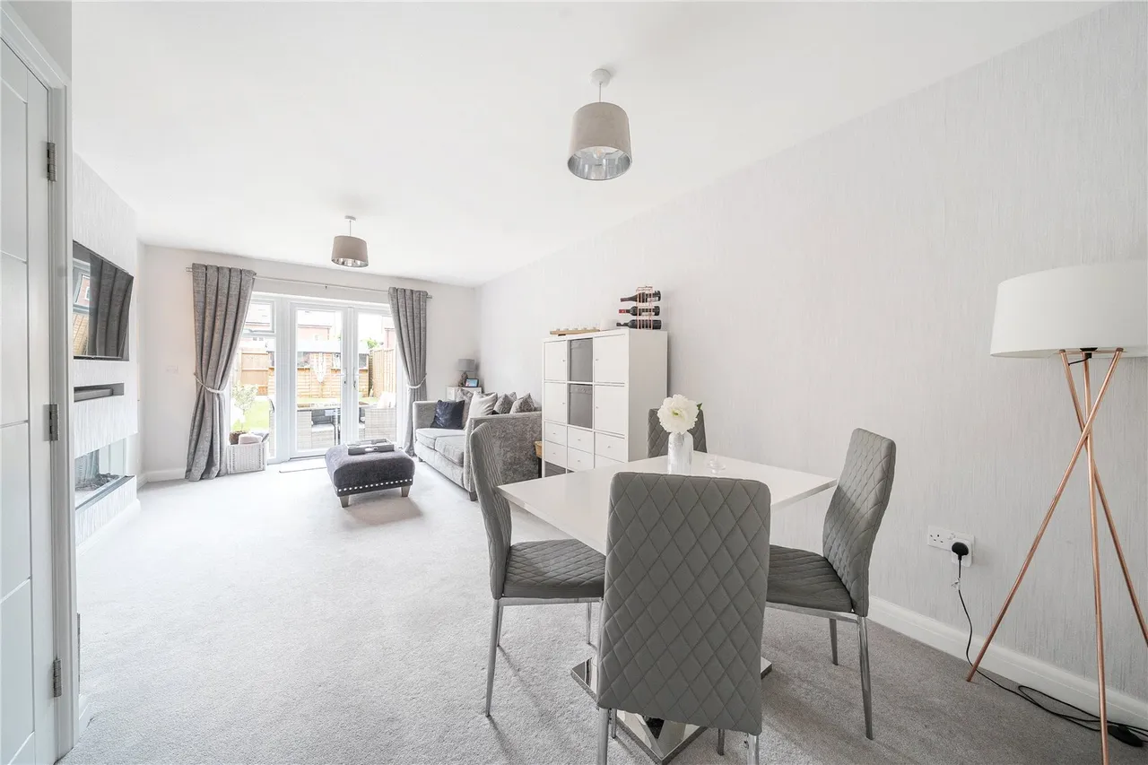 Elizabeth Bree Close, Ash, Guildford, Surrey, GU12 6FR, photo 15