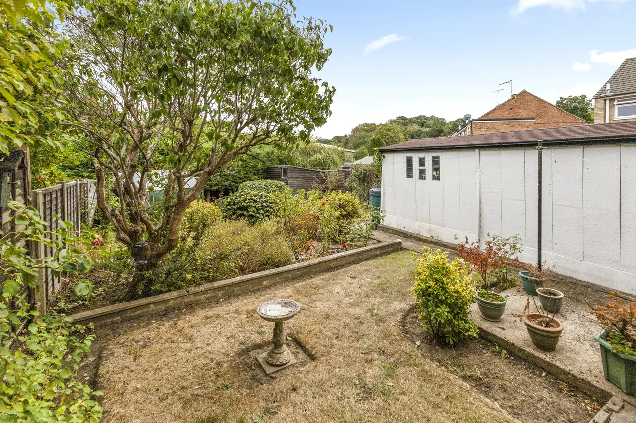 Sherwood Road, Knaphill, GU21, photo 14