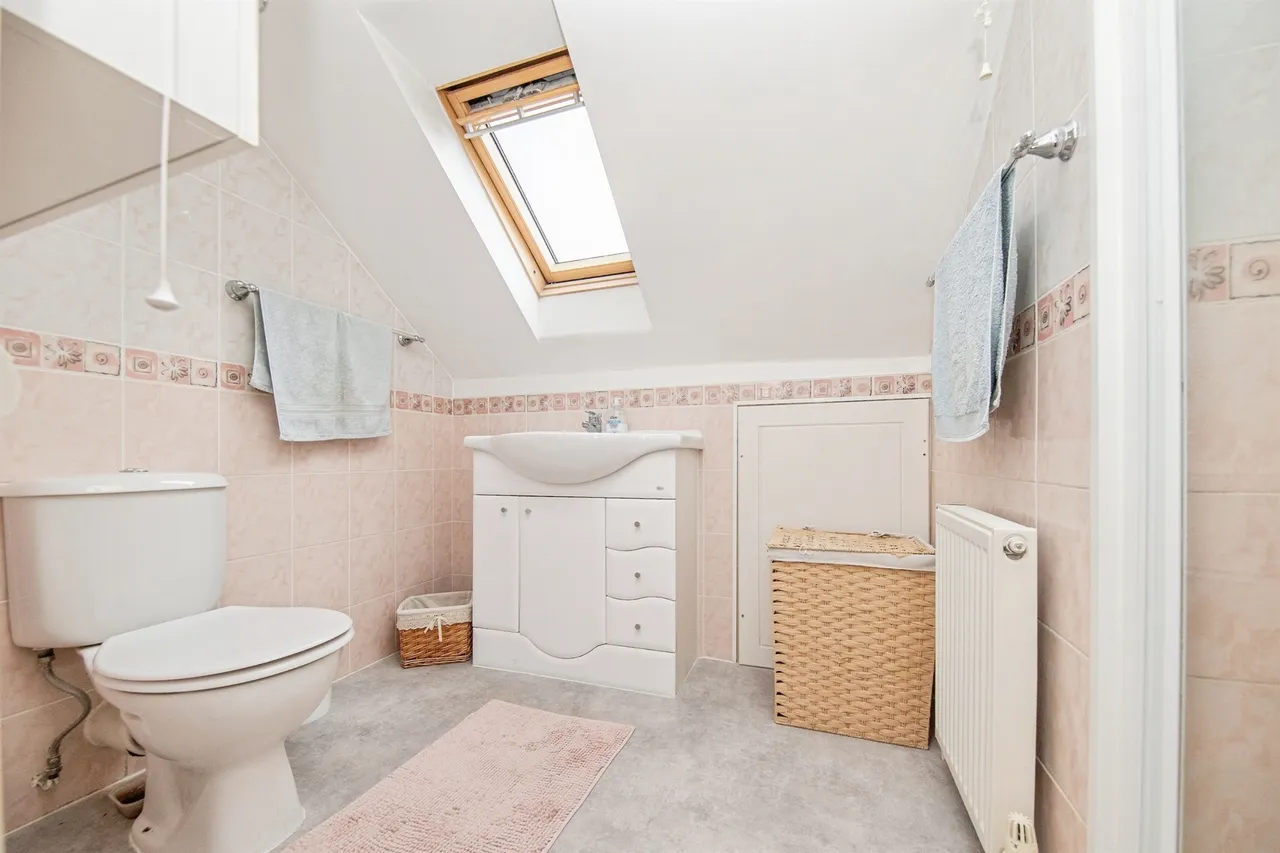 Burrs Road, CLACTON-ON-SEA, photo 12