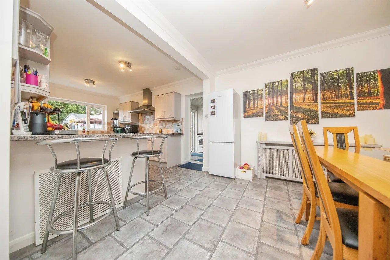 Burrs Road, CLACTON-ON-SEA, photo 6
