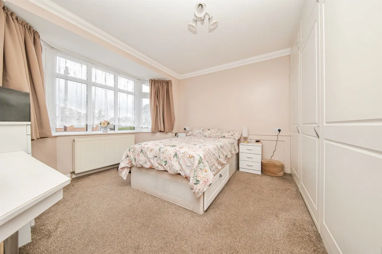Burrs Road, CLACTON-ON-SEA, photo 9