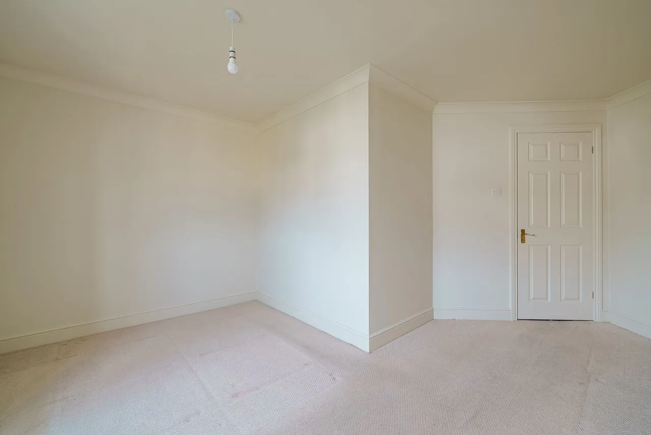 Epsom Road, Epsom, KT17 1JH, photo 8