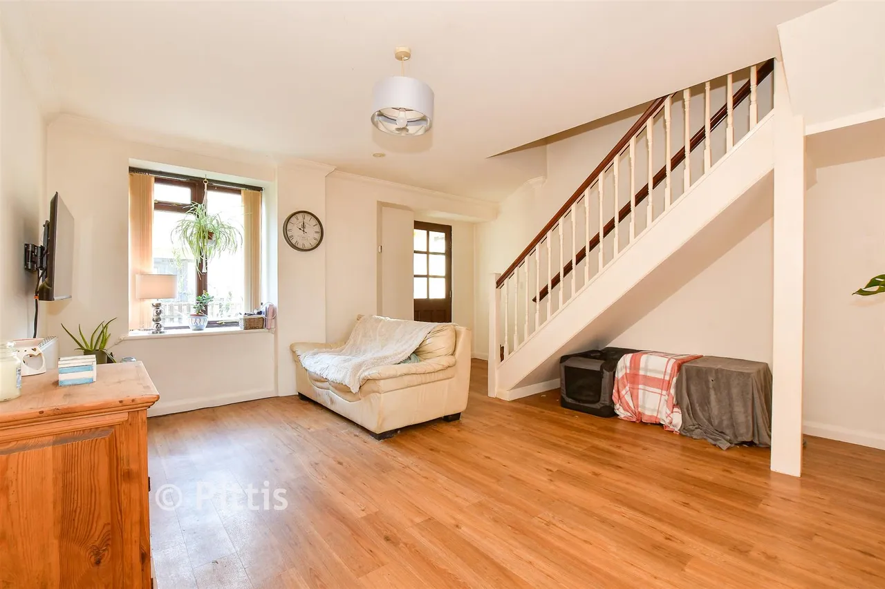 Leed Street, Sandown, PO36, photo 4