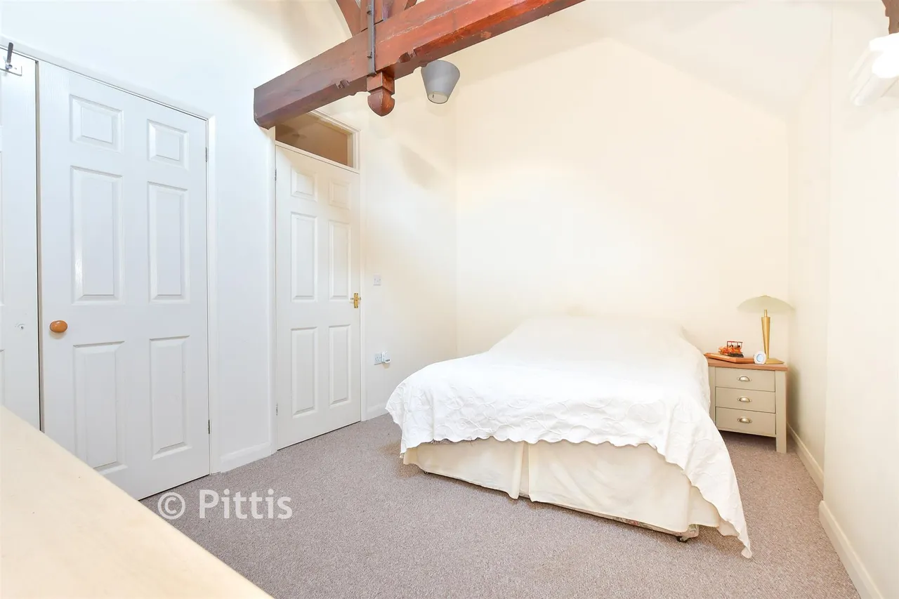 Leed Street, Sandown, PO36, photo 7