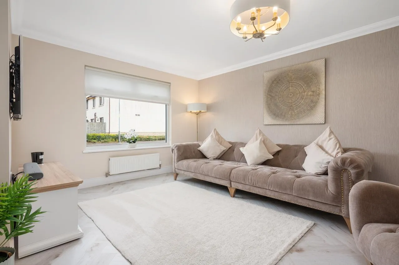 Greenfinch Avenue, Broadwood, Cumbernauld, G68 9GB, photo 6