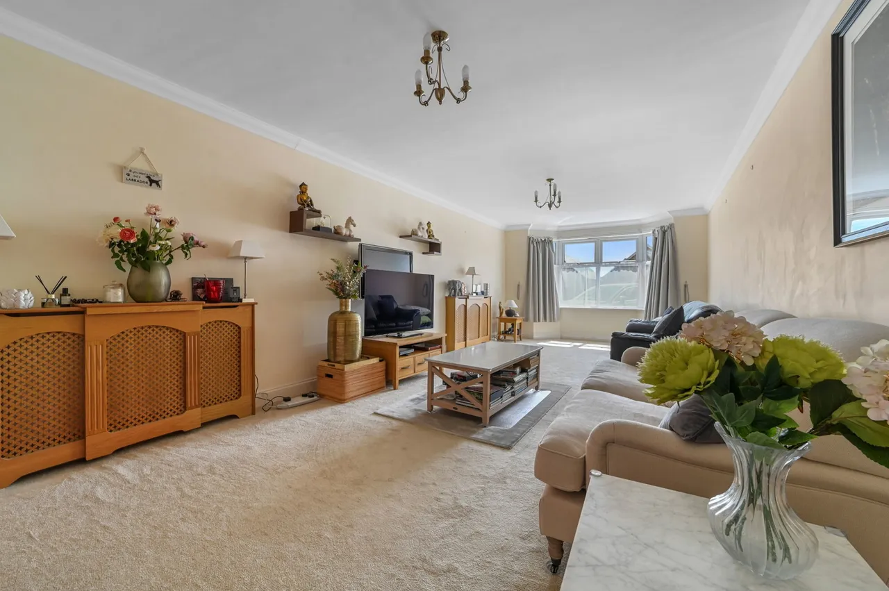 Thorpe Road, Weeley, Clacton-On-Sea, photo 3
