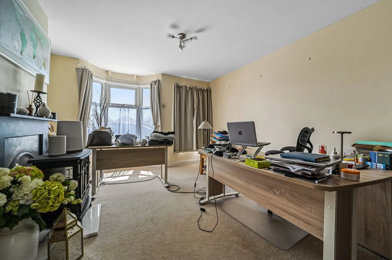 Thorpe Road, Weeley, Clacton-On-Sea, photo 11