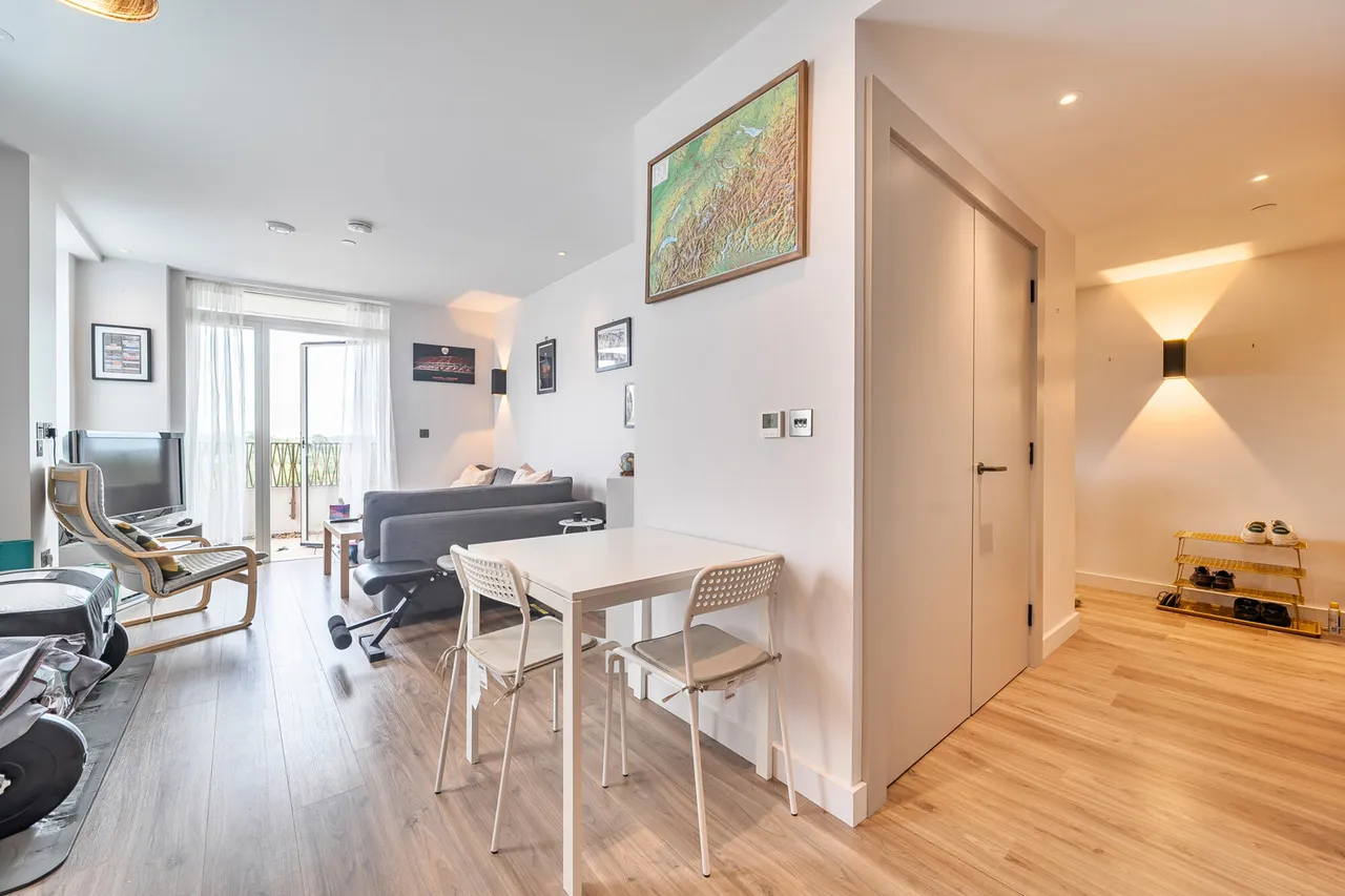 Merrion Avenue, Stanmore, HA7, photo 2
