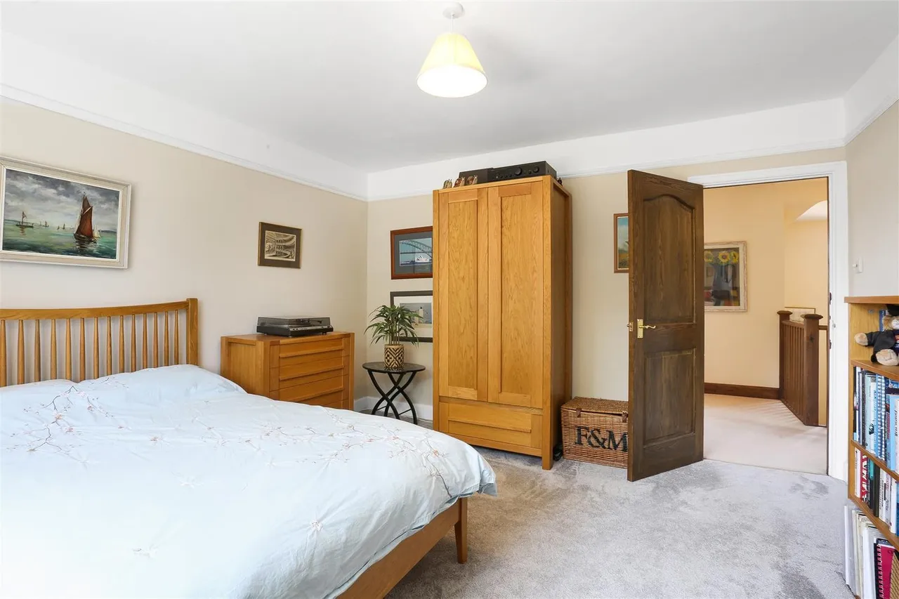 Onslow Avenue, South Cheam, SM2 7ED, photo 47