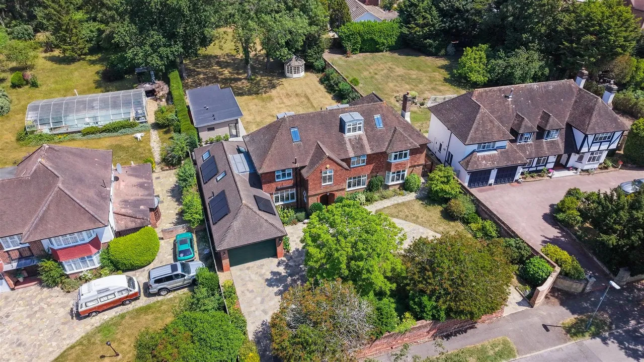 Onslow Avenue, South Cheam, SM2 7ED, photo 67