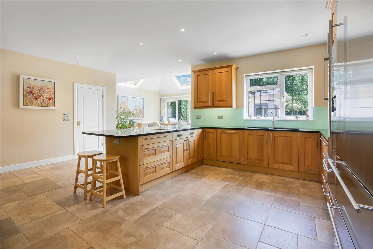Onslow Avenue, South Cheam, SM2 7ED, photo 5