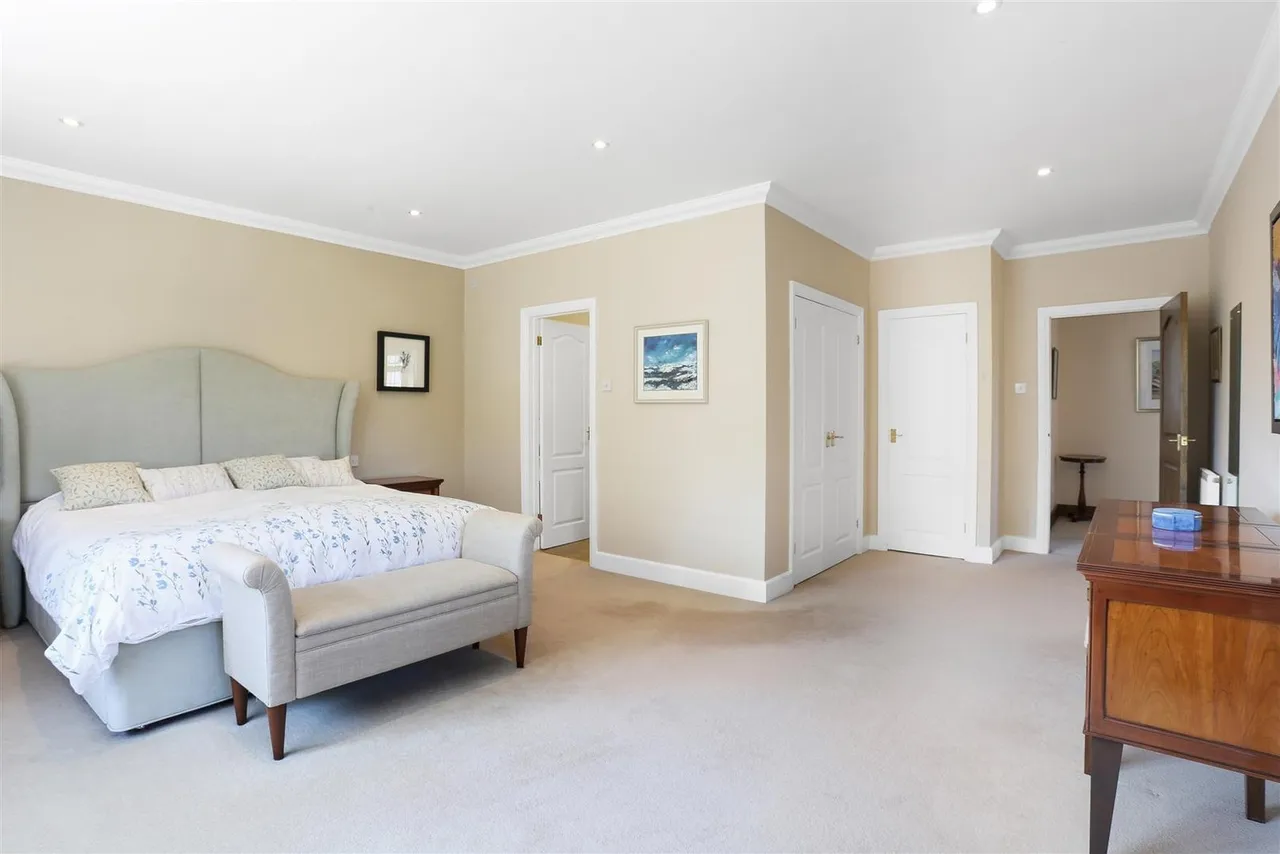 Onslow Avenue, South Cheam, SM2 7ED, photo 42