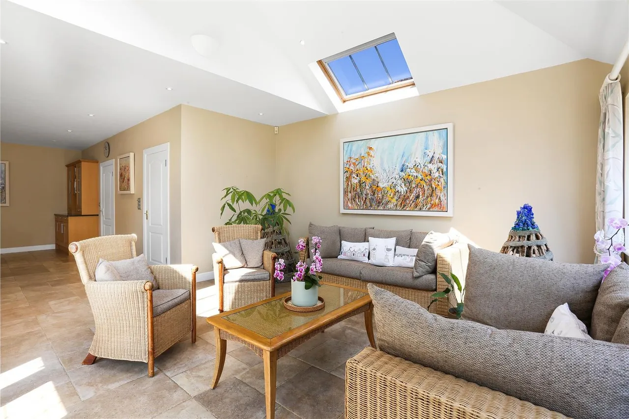 Onslow Avenue, South Cheam, SM2 7ED, photo 10