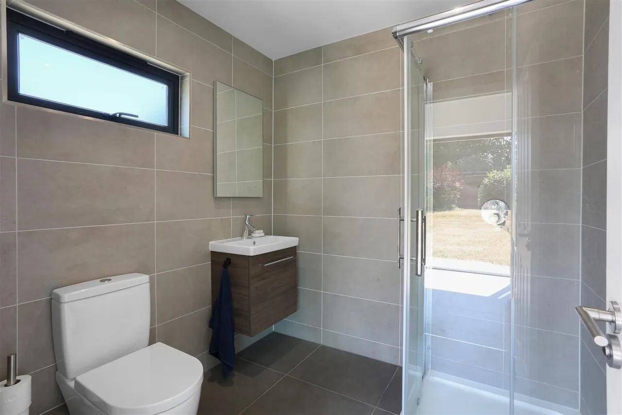 Onslow Avenue, South Cheam, SM2 7ED, photo 30