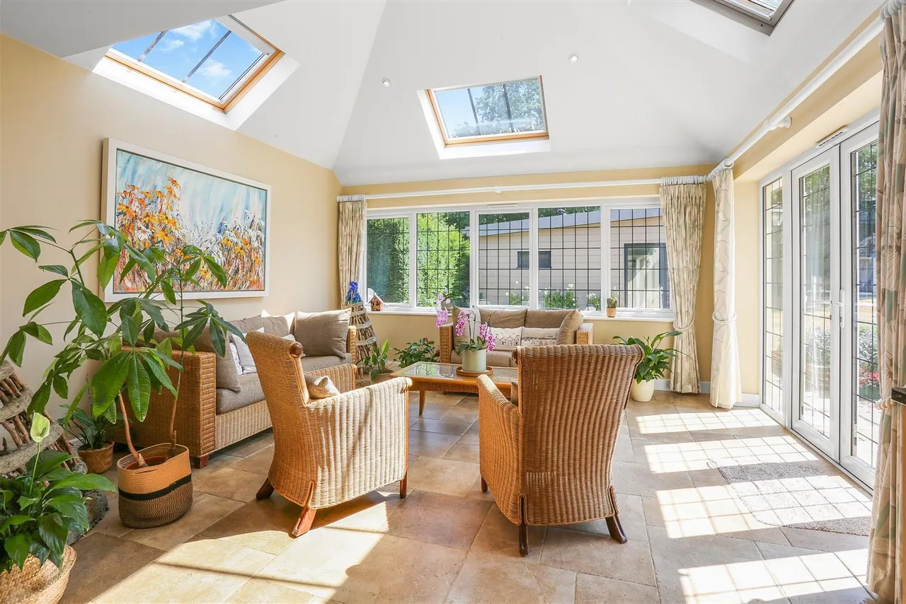 Onslow Avenue, South Cheam, SM2 7ED, photo 9