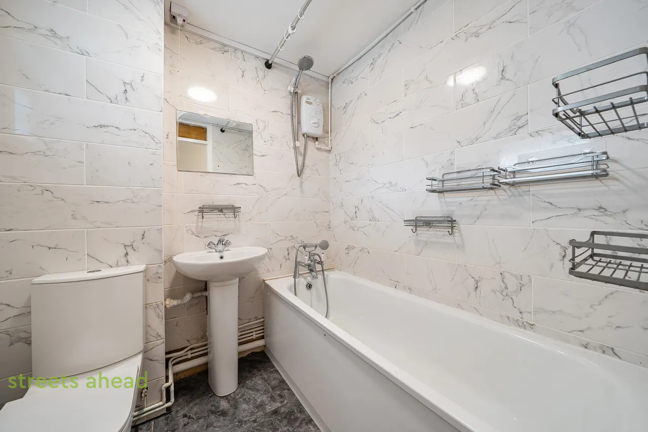 Trenholme Terrace, London, SE20, photo 5