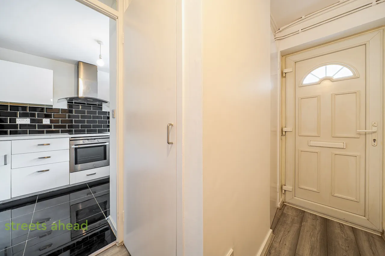 Trenholme Terrace, London, SE20, photo 12
