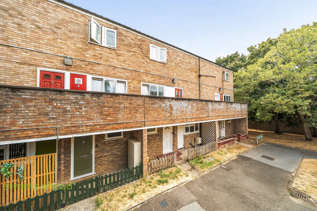 1 bed flat for sale, Trenholme Terrace, London, SE20