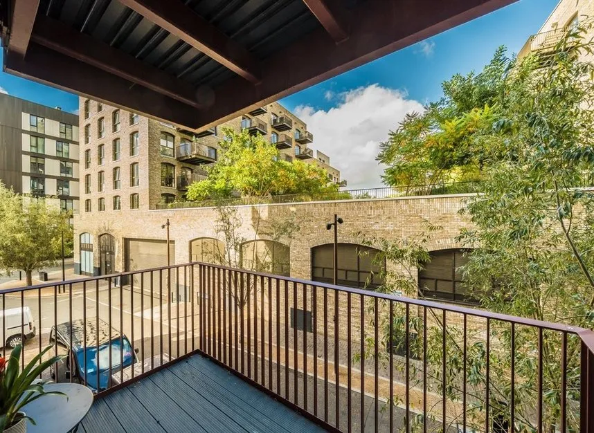 Brent Way, Brentford, TW8, photo 5