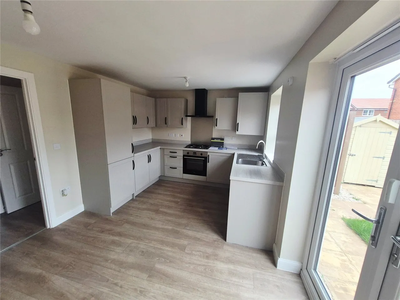 Axminster Drive, Stourport-on-Severn, DY13, photo 14