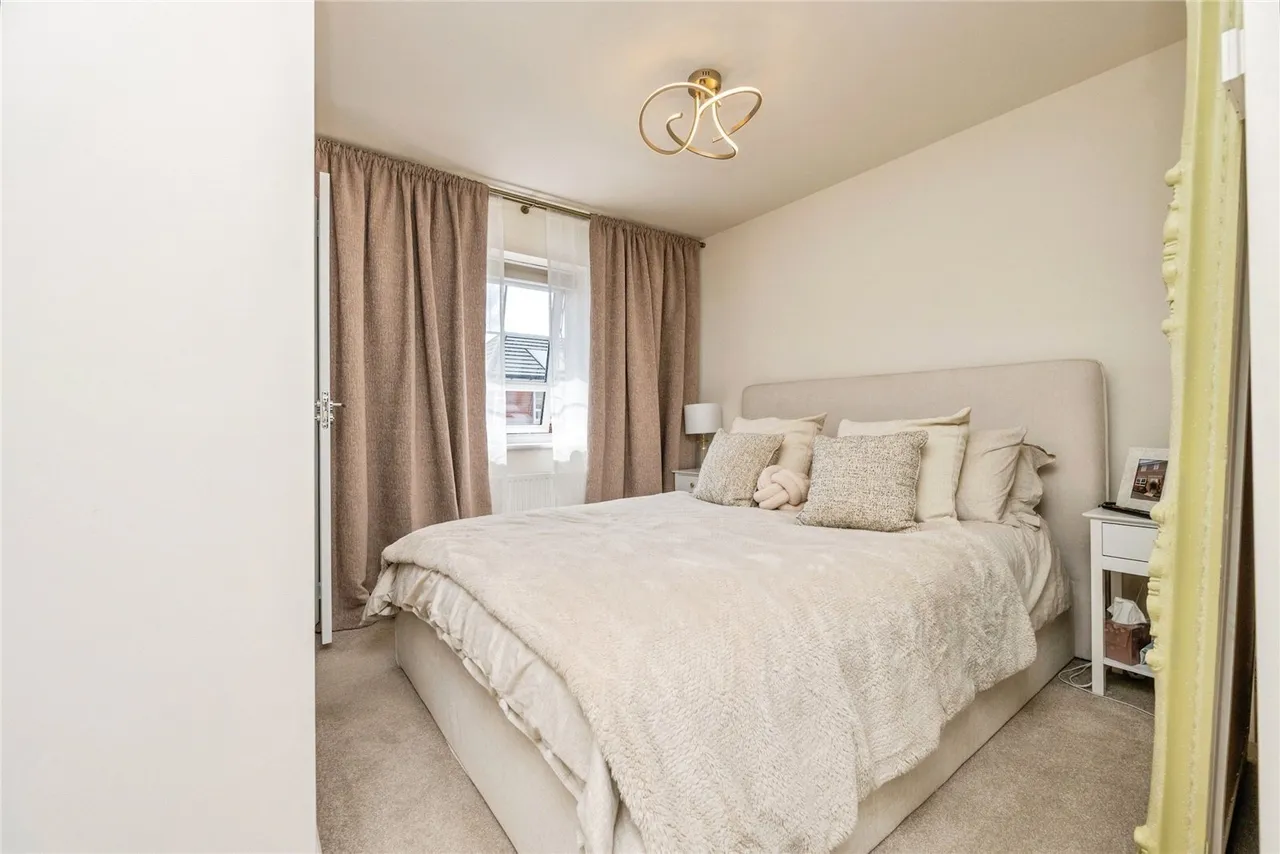 Axminster Drive, Stourport-on-Severn, DY13, photo 21