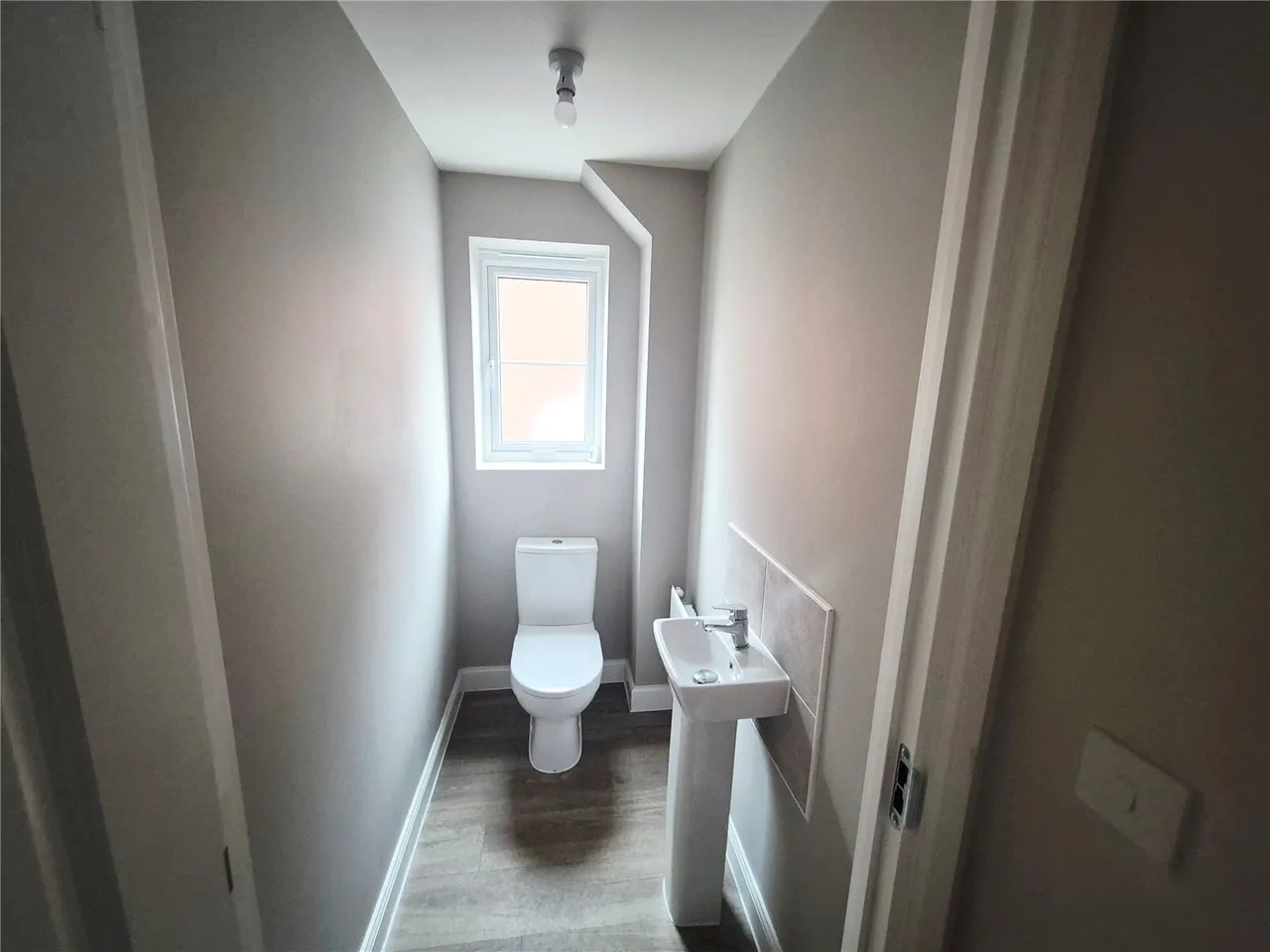 Axminster Drive, Stourport-on-Severn, DY13, photo 7