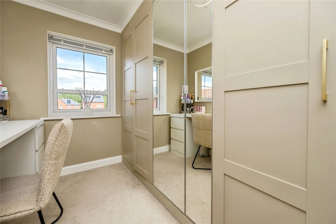 Axminster Drive, Stourport-on-Severn, DY13, photo 16
