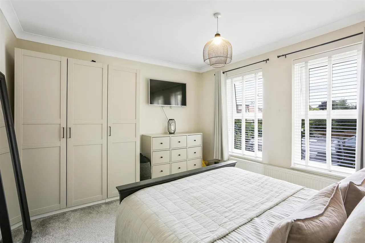 Beaconsfield Place, Epsom, KT17 4BD, photo 14