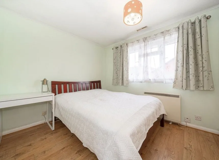 Ploughmans End, Isleworth, TW7, photo 4