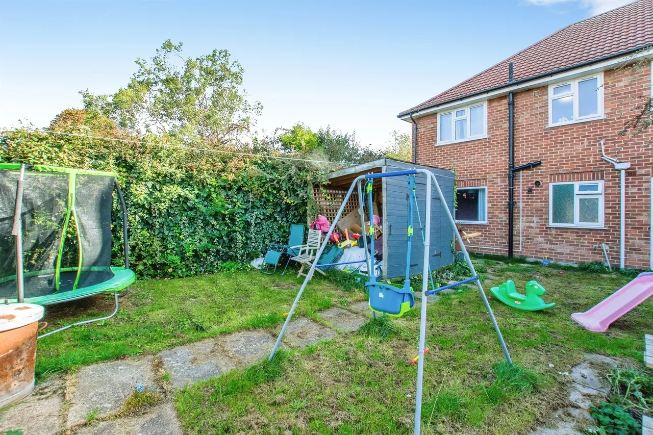 3 bed flat for sale, Clifton Road, Boston, PE21