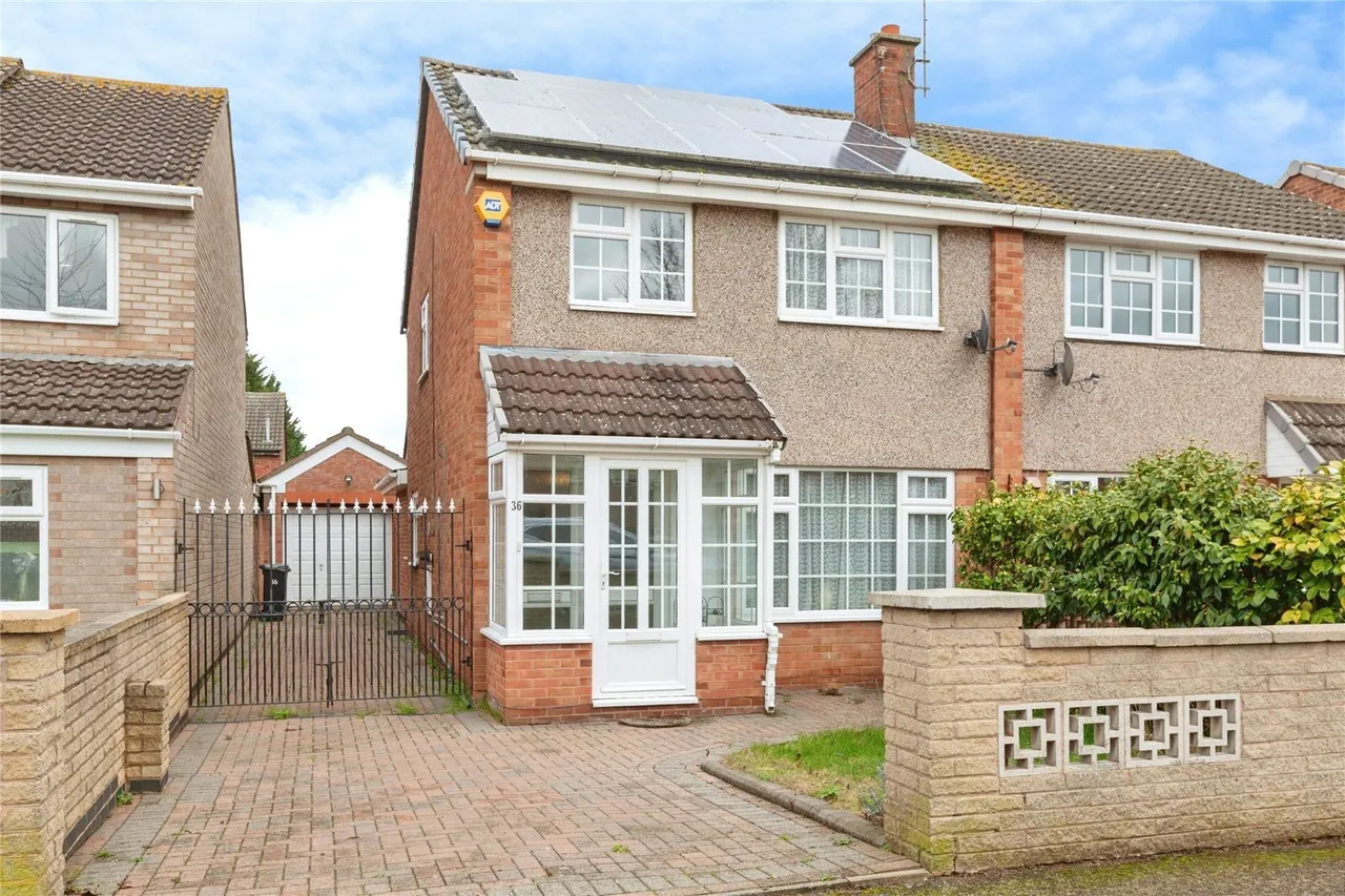 3 bed house for sale, Jacklin Drive, Rushey Mead, LE4