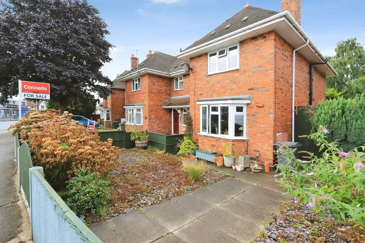 4 bed house for sale — Deans Road, Eastfield, Wolverhampton