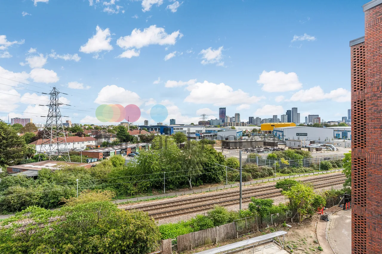 Purley Way, CROYDON, photo 8