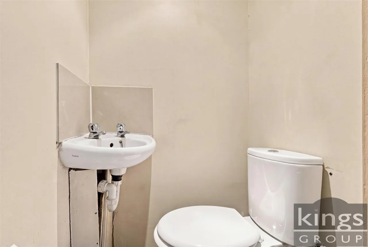 Chesnut Road, London, photo 10