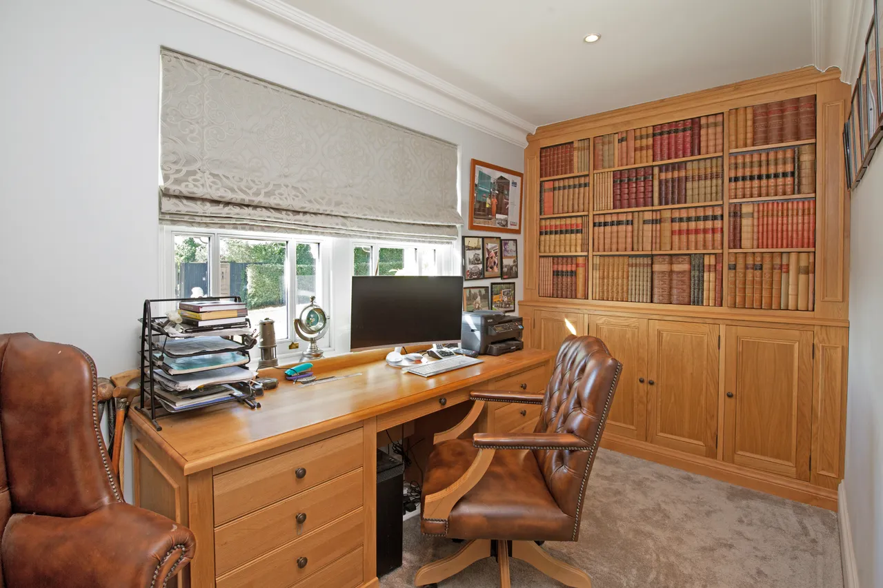 De Beauvoir Chase, Downham, photo 16