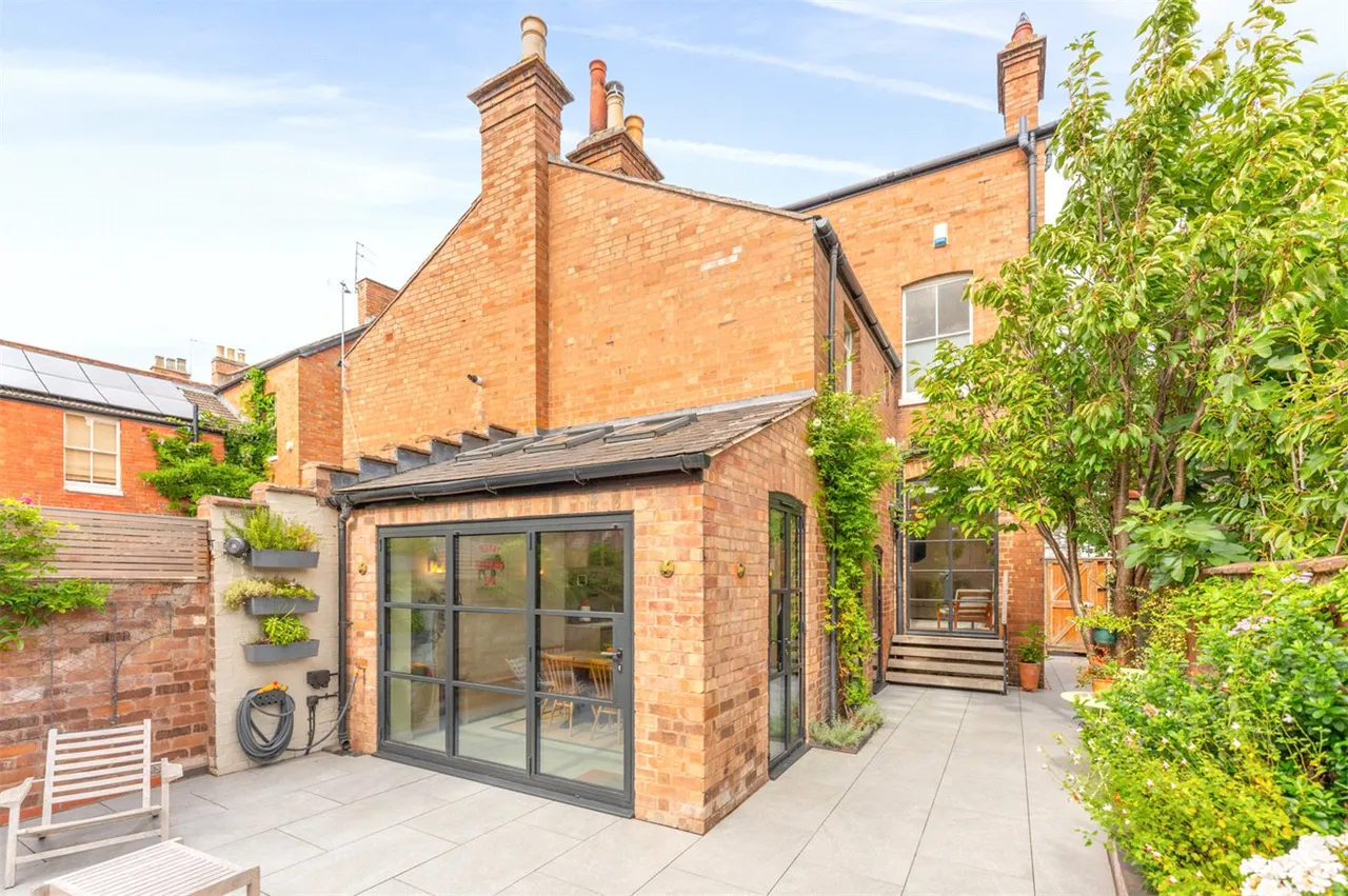 4 bed house for sale — St. Marys Crescent, Leamington Spa, Warwickshire, CV31