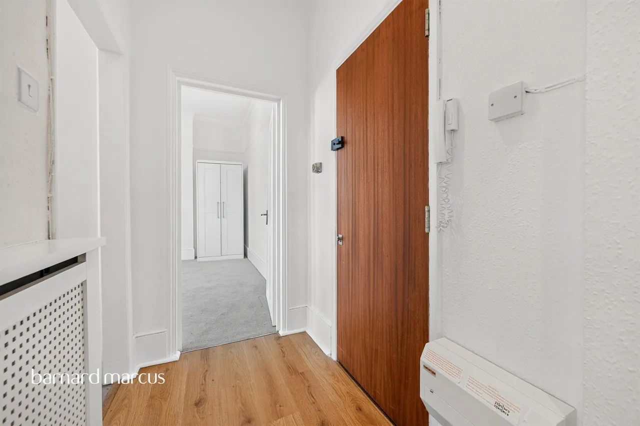 Birdhurst Rise, South Croydon, CR2, photo 13