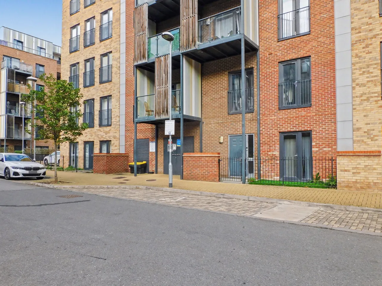 Image Court, RM7, photo 19