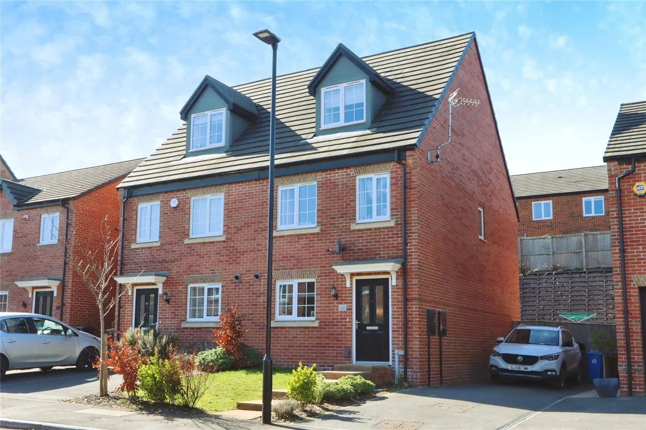 3 bed house to rent — Trapper Way, Halfway, Sheffield, S20