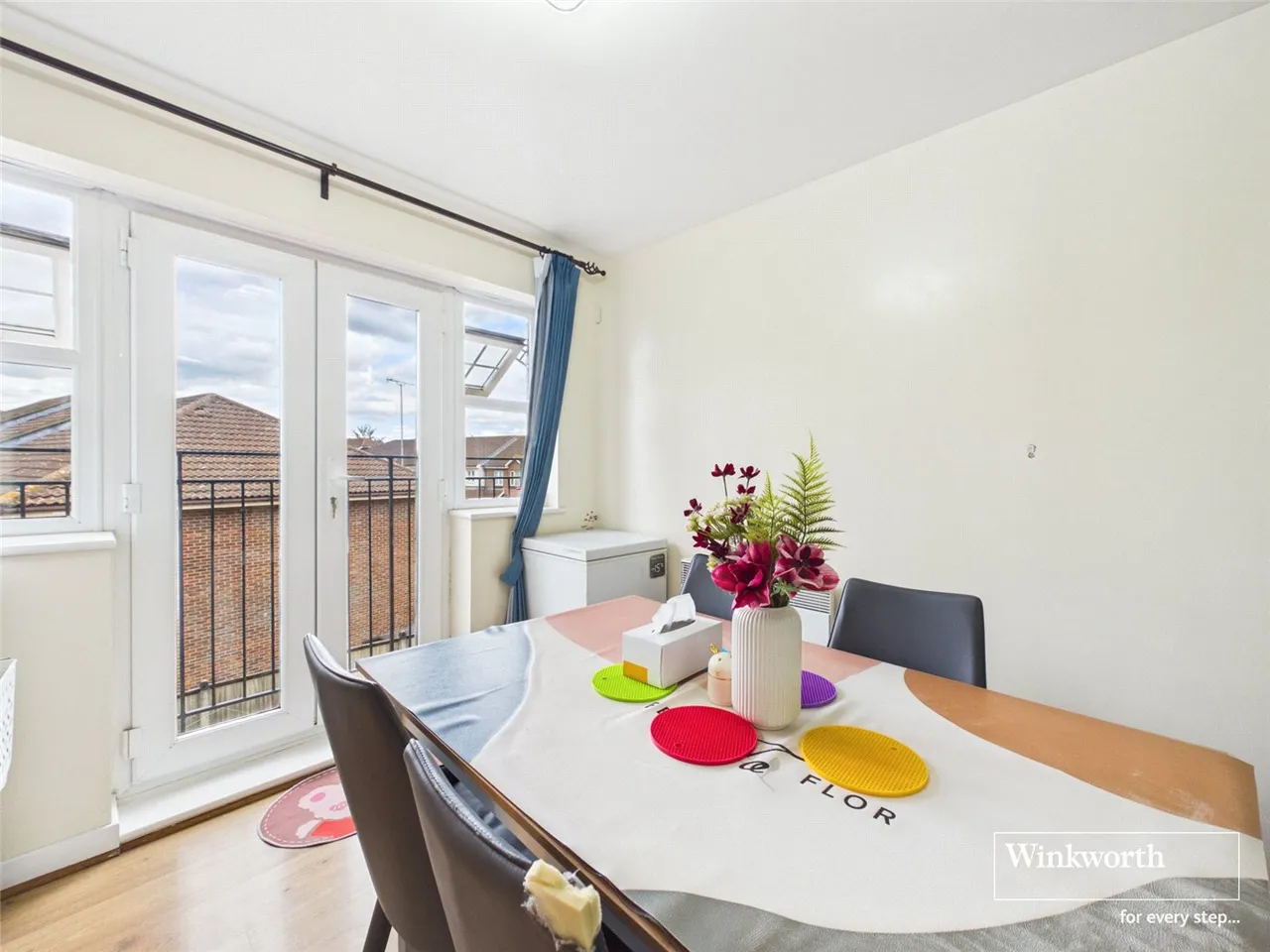 Warren Way, Edgware, HA8, photo 5