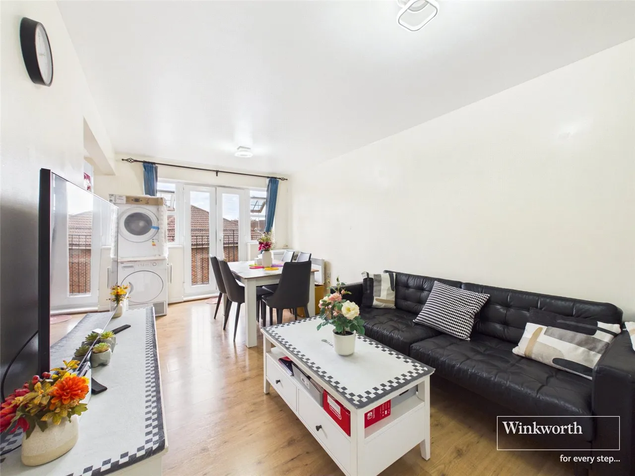 Warren Way, Edgware, HA8, photo 3