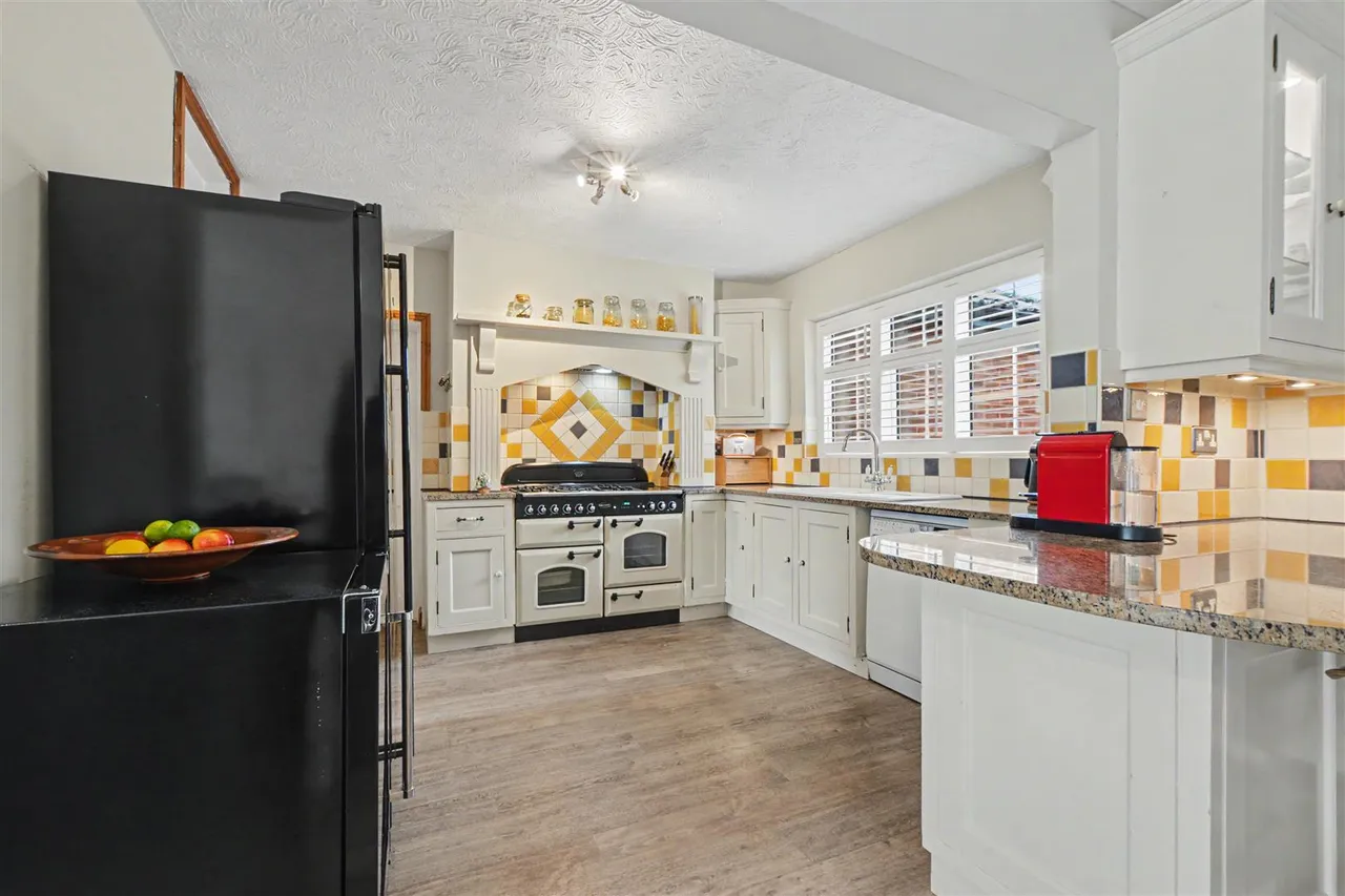 Woodland Avenue, Breaston, DE72, photo 3