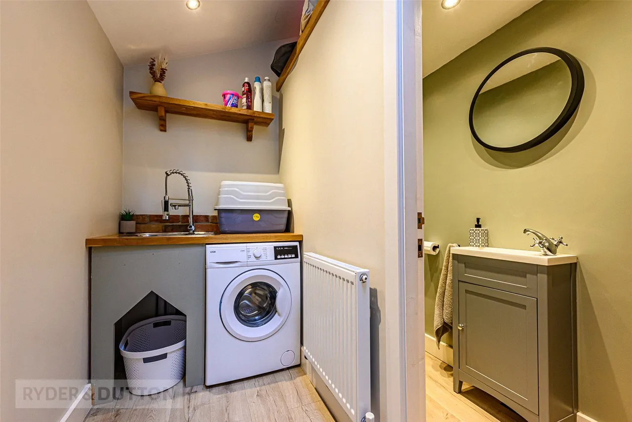 St. Marys Lane, Kirkheaton, HD5, photo 19