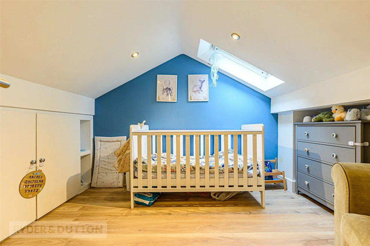 St. Marys Lane, Kirkheaton, HD5, photo 15