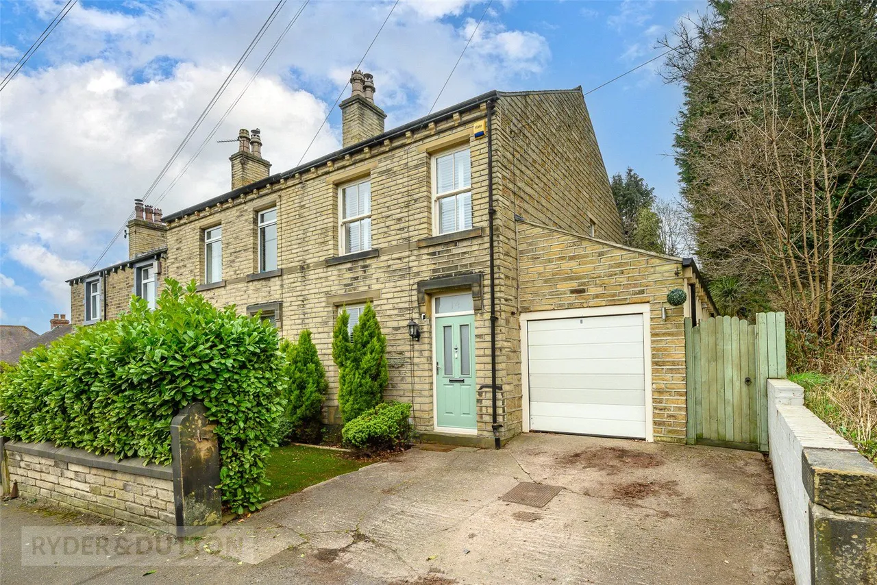 St. Marys Lane, Kirkheaton, HD5, photo 24