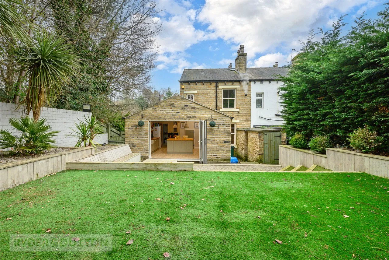 St. Marys Lane, Kirkheaton, HD5, photo 23