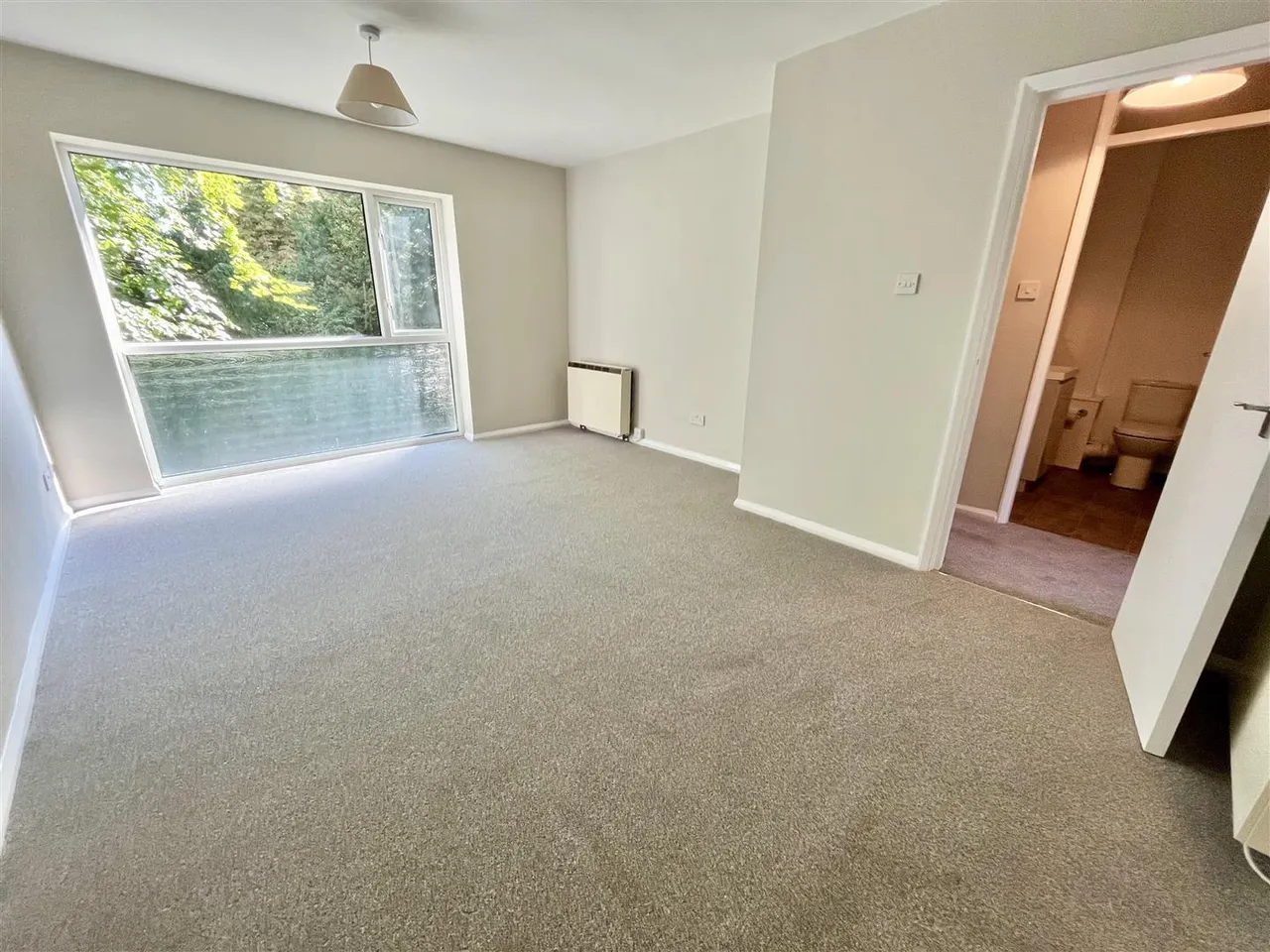 Wardle Road, Sale, M33, photo 2