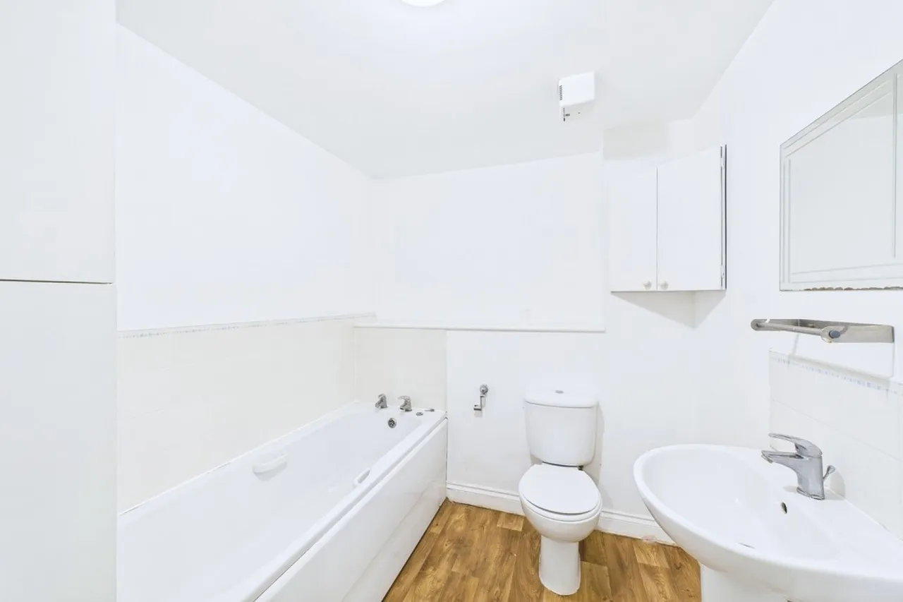 Birch Meadow Close, Warwick, photo 11