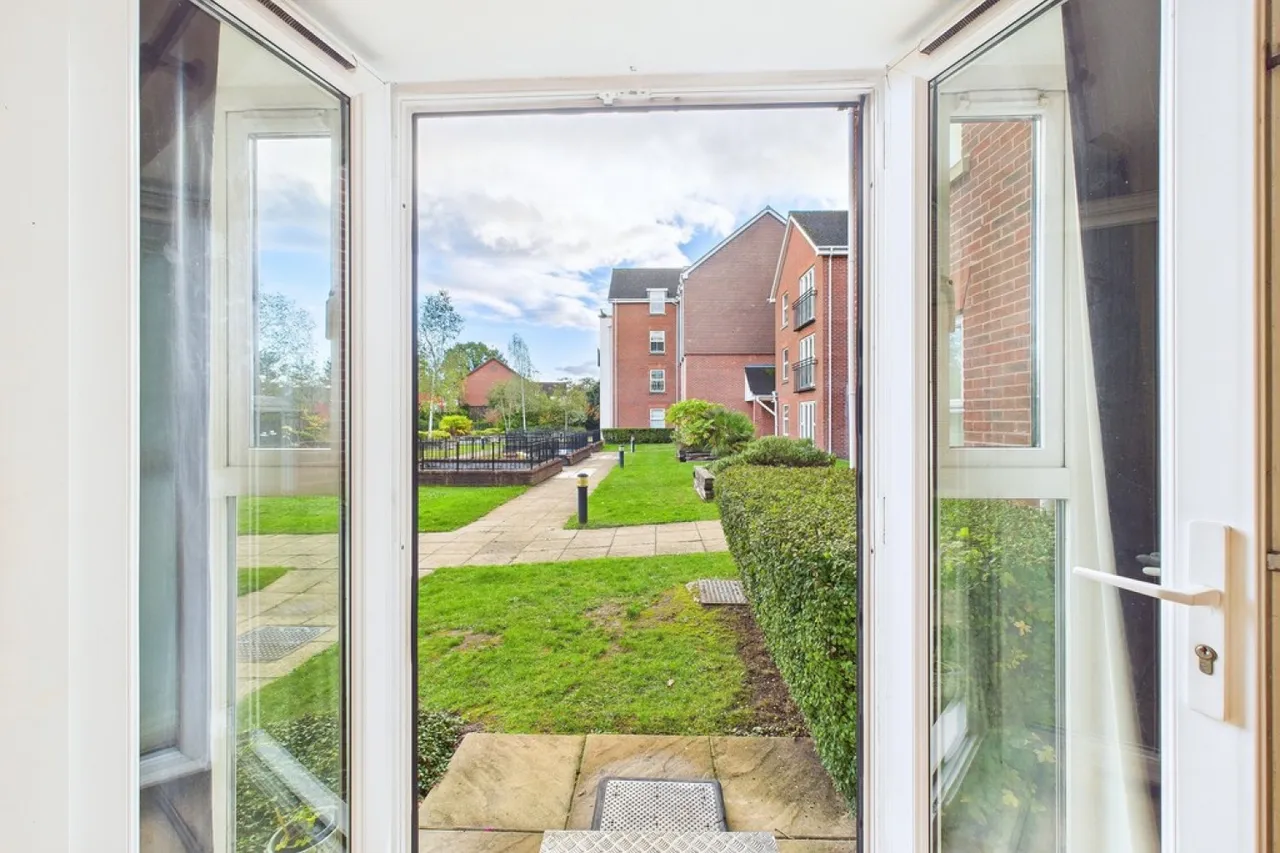 Birch Meadow Close, Warwick, photo 5